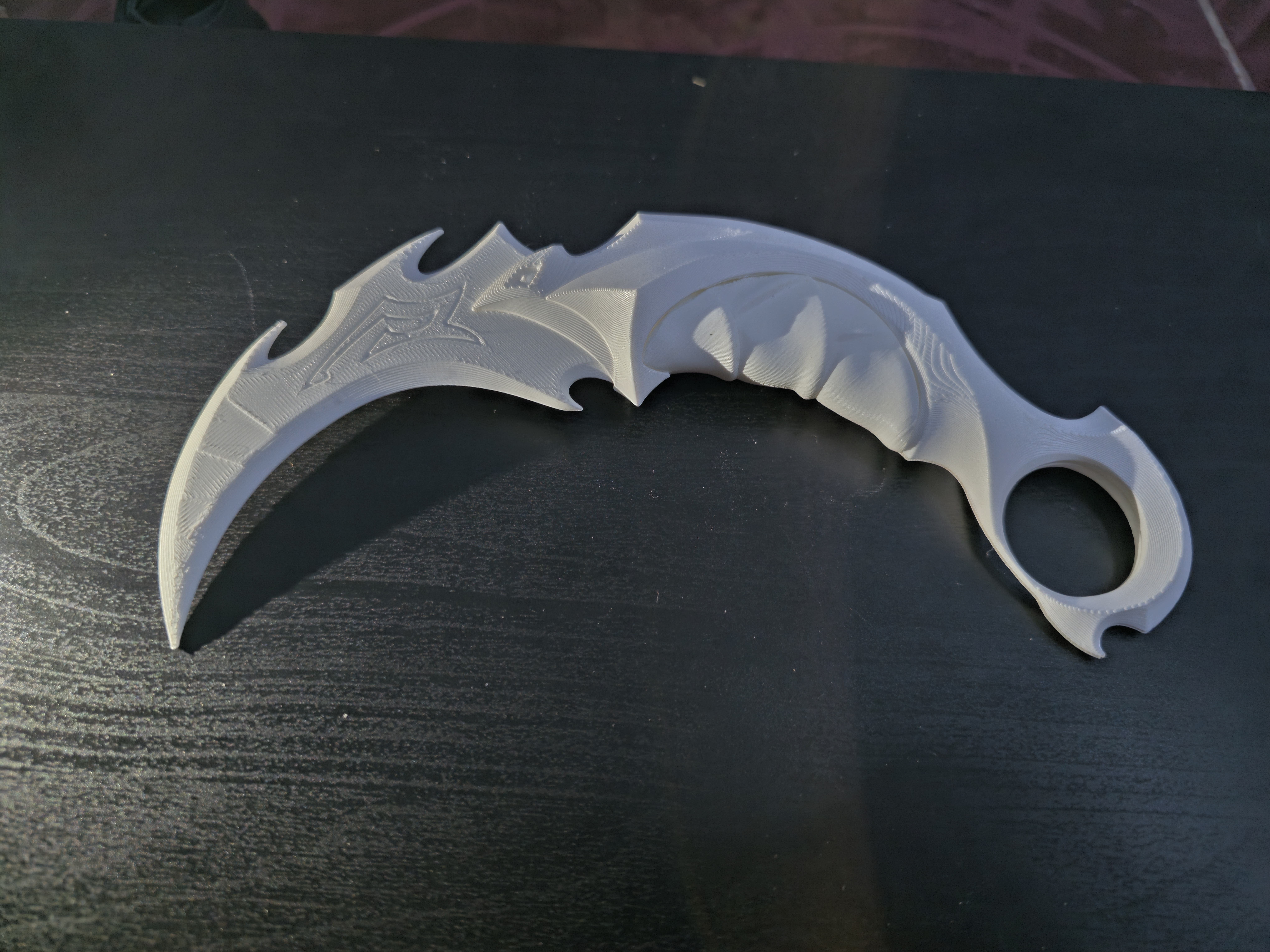 reaver kerambit - white